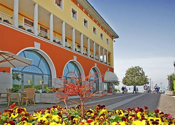 Vela D'oro Dependence 2*