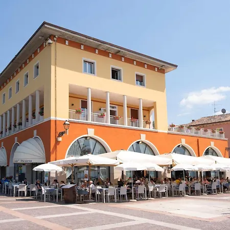 Отель Vela D'oro Dependence Бардолино