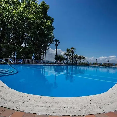 Vela D'oro Dependence Отель